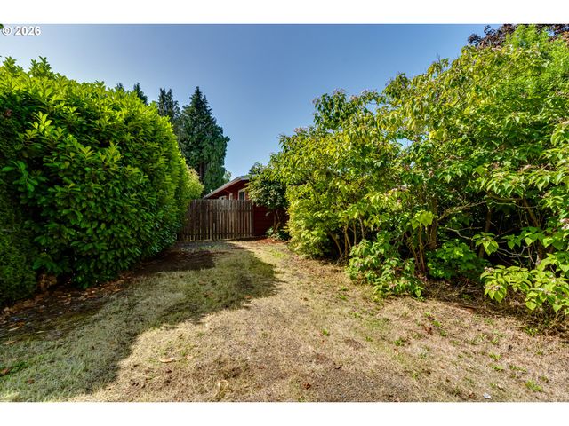 3046 Bailey Ln, Eugene, OR 97401