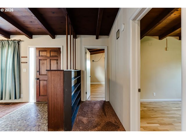3046 Bailey Ln, Eugene, OR 97401