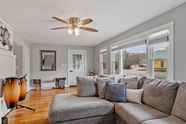184 Fitchburg Rd, Townsend, MA 01469