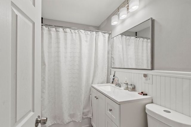 184 Fitchburg Rd, Townsend, MA 01469