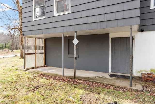 184 Fitchburg Rd, Townsend, MA 01469