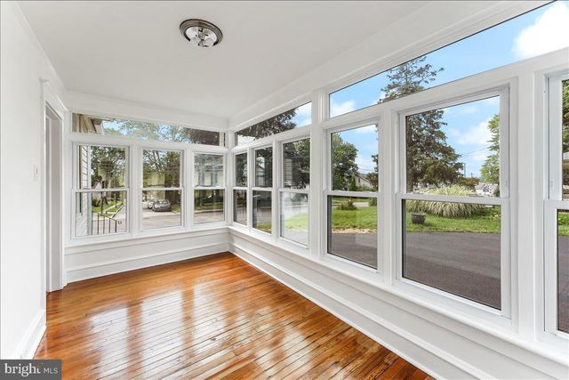 56 N SPROUL RD, Broomall, PA 19008