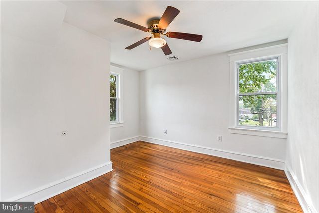56 N SPROUL RD, Broomall, PA 19008