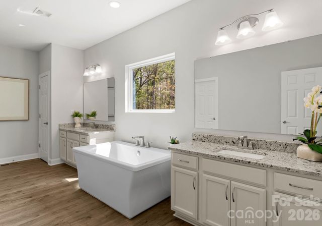 13701 Petworth Court, Charlotte, NC 28278