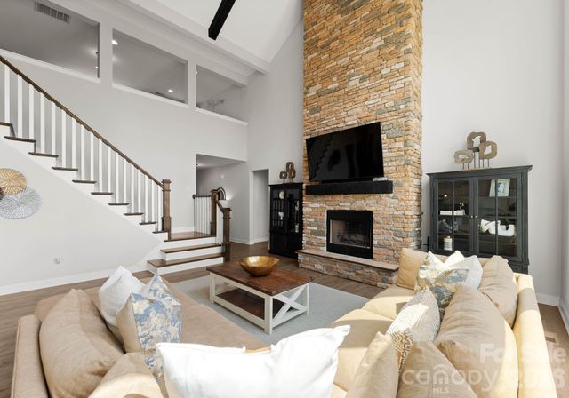 13701 Petworth Court, Charlotte, NC 28278