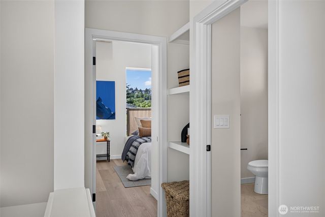 4107 25th Avenue SW, Seattle, WA 98106