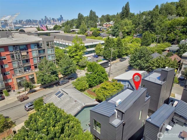 4107 25th Avenue SW, Seattle, WA 98106