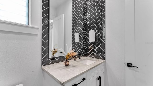 1193 PARKER ROAD, Lakeland, FL 33811