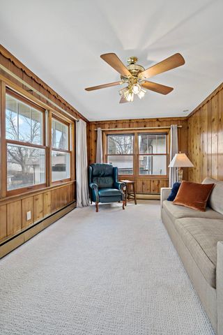 993 Hyacinth Avenue E, Saint Paul, MN 55106