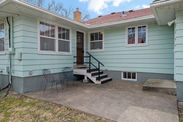 993 Hyacinth Avenue E, Saint Paul, MN 55106