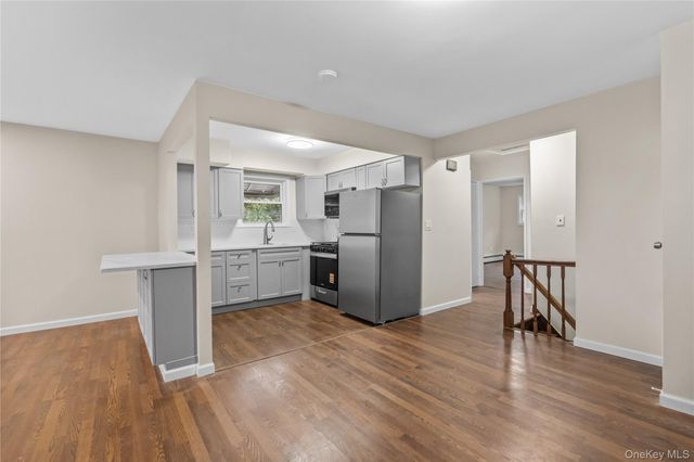 401 Olmstead Avenue 3, Bronx, NY 10473