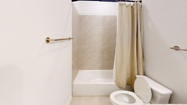 4348 Henderson Avenue, North Richland Hills, TX 76180