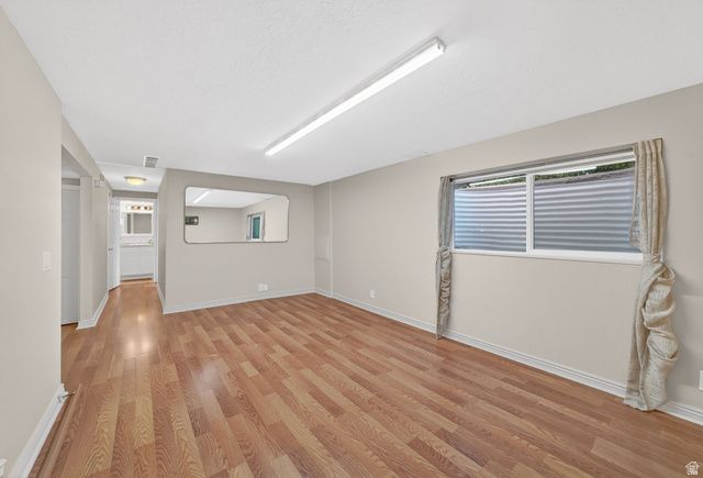 5382 W NORTHLILAC AVE, West Jordan, UT 84081