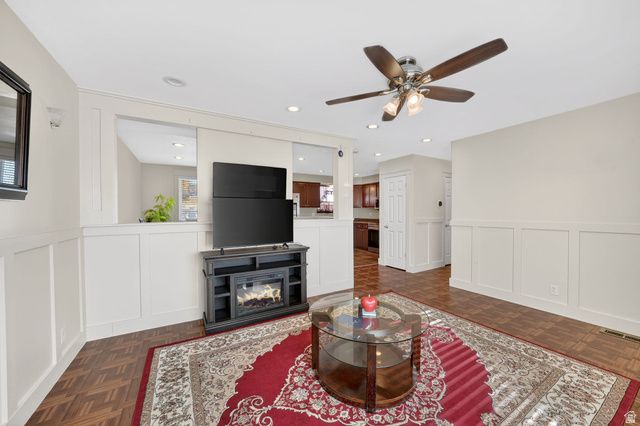 5382 W NORTHLILAC AVE, West Jordan, UT 84081