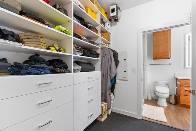 1900 Barton Springs RD 3031, Austin, TX 78704
