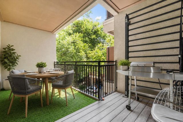 1900 Barton Springs RD 3031, Austin, TX 78704
