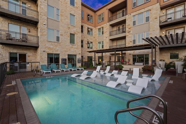 1900 Barton Springs RD 3031, Austin, TX 78704
