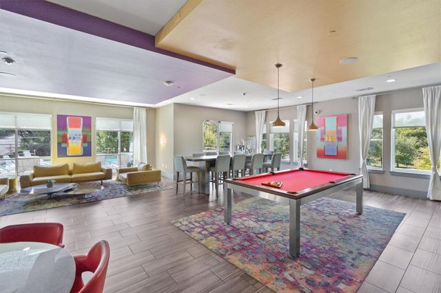 1900 Barton Springs RD 3031, Austin, TX 78704