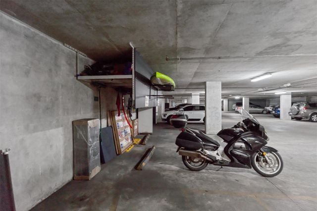 1900 Barton Springs RD 3031, Austin, TX 78704