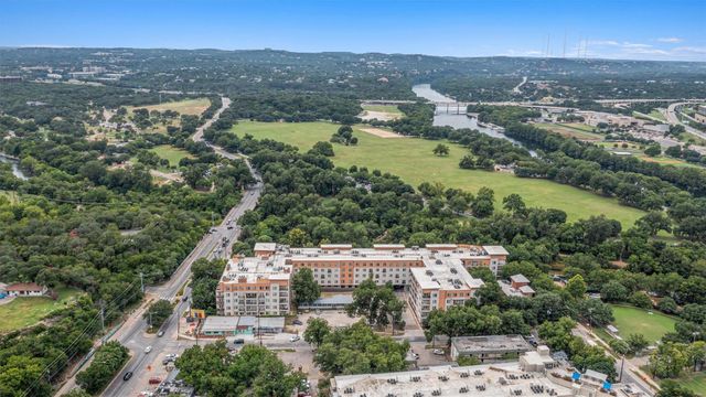 1900 Barton Springs RD 3031, Austin, TX 78704