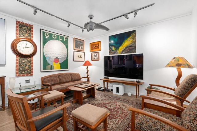 1900 Barton Springs RD 3031, Austin, TX 78704