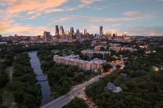 1900 Barton Springs RD 3031, Austin, TX 78704
