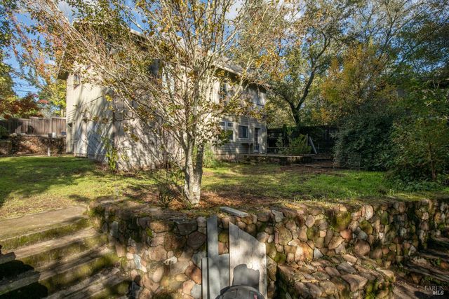 13435 Gibson St, Glen Ellen, CA 95442