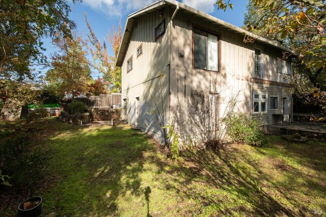 13435 Gibson St, Glen Ellen, CA 95442