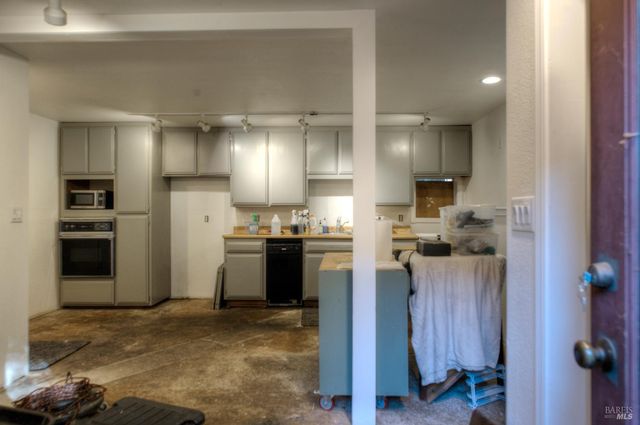 13435 Gibson St, Glen Ellen, CA 95442