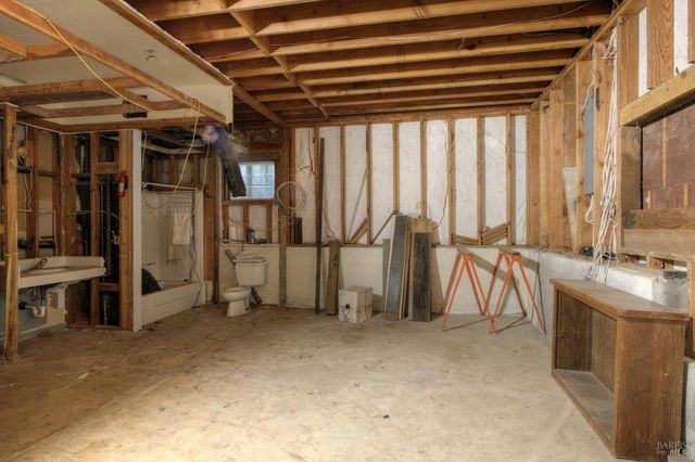 13435 Gibson St, Glen Ellen, CA 95442