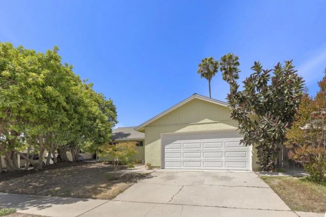 3133 Morningside Dr, Oceanside, CA 92056