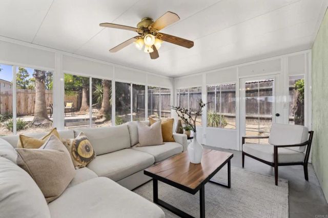 3133 Morningside Dr, Oceanside, CA 92056