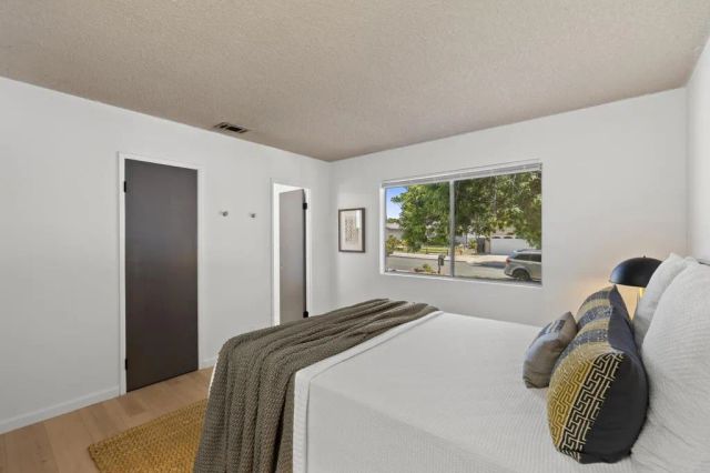 3133 Morningside Dr, Oceanside, CA 92056