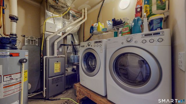 1 Lawrence Avenue 1, Danbury, CT 06810