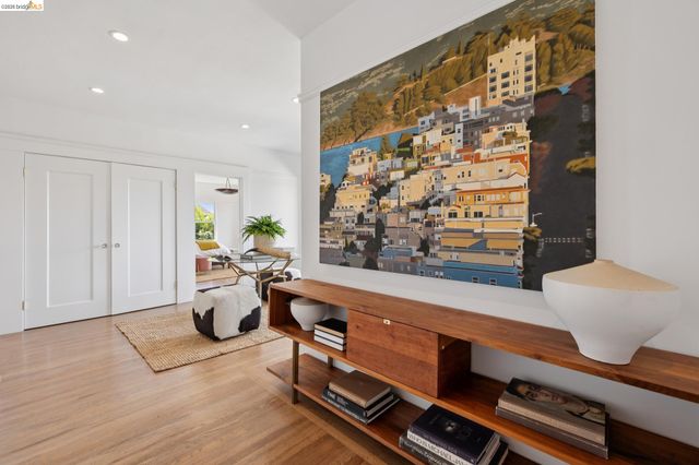 340 San Carlos Ave., Piedmont, CA 94611