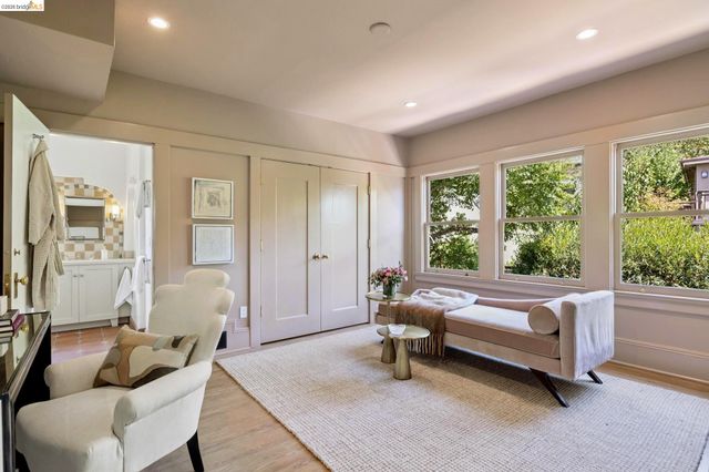 340 San Carlos Ave., Piedmont, CA 94611