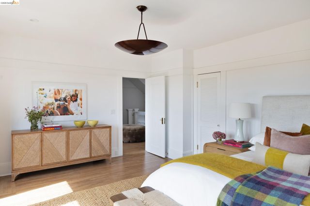 340 San Carlos Ave., Piedmont, CA 94611