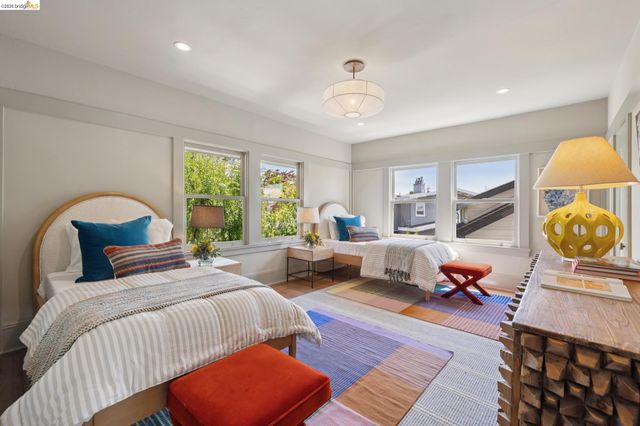 340 San Carlos Ave., Piedmont, CA 94611