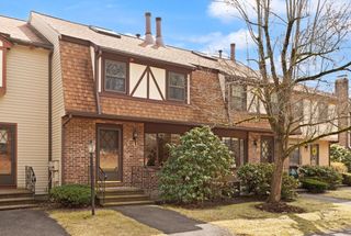 E41 Scotty Hollow Dr E41, Chelmsford, MA 01863