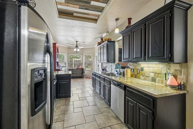 2705 NW 160th Terrace, Edmond, OK 73013