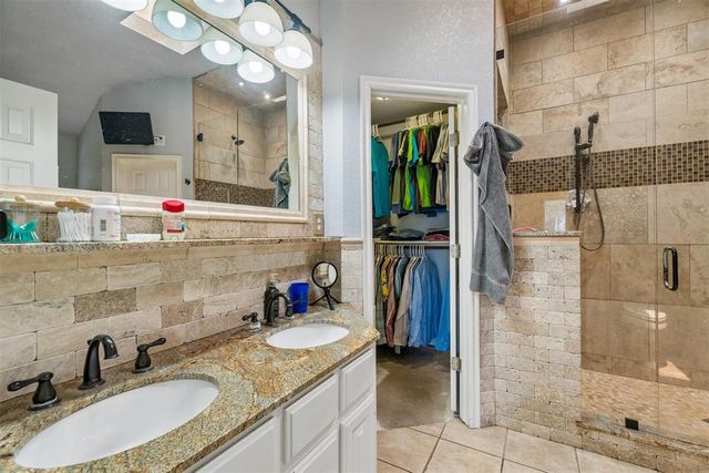 2705 NW 160th Terrace, Edmond, OK 73013