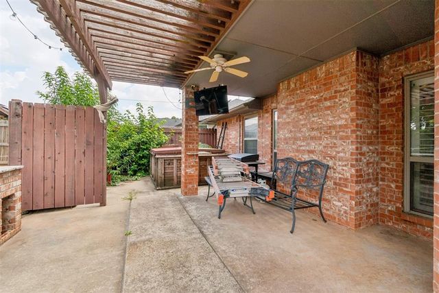2705 NW 160th Terrace, Edmond, OK 73013