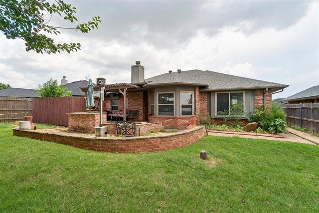 2705 NW 160th Terrace, Edmond, OK 73013