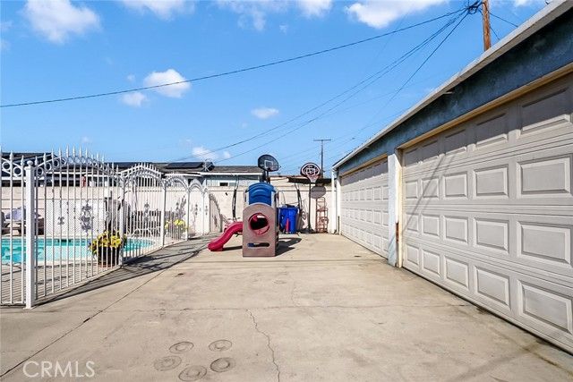 6336 Pala Avenue, Bell, CA 90201