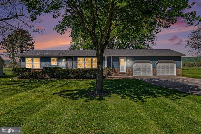 38 CARROLLS TRACT RD, Fairfield, PA 17320