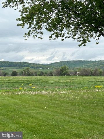 38 CARROLLS TRACT RD, Fairfield, PA 17320