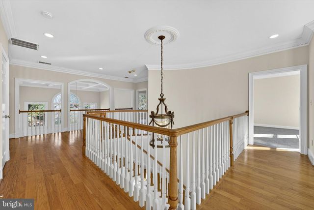 451 SENECA RD, Great Falls, VA 22066