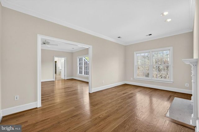 451 SENECA RD, Great Falls, VA 22066