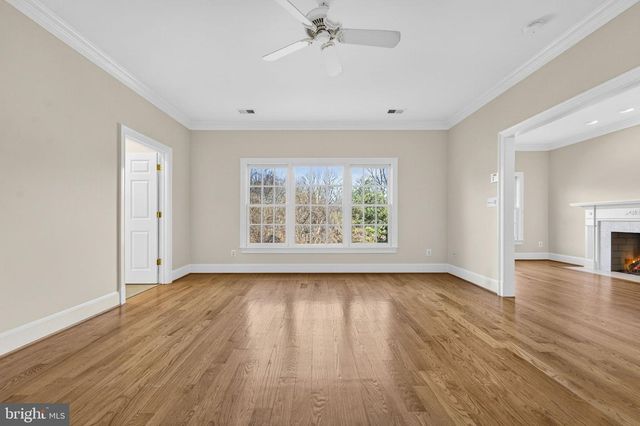 451 SENECA RD, Great Falls, VA 22066