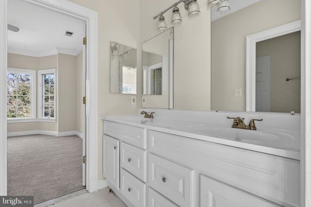 451 SENECA RD, Great Falls, VA 22066